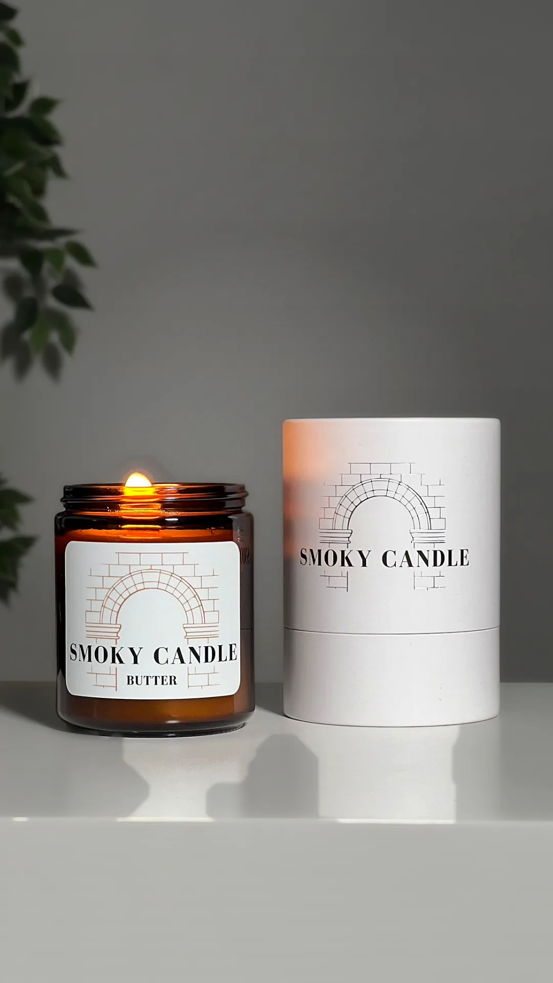 Candela Butter accesa con packaging